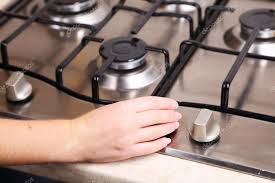 چرا افراد خرید و فروش از سمساری ( تهران پاسداران ) را ترجیح می دهند؟